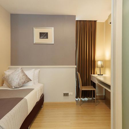 Mövenpick Residences Ekkamai Bangkok Bagian luar foto