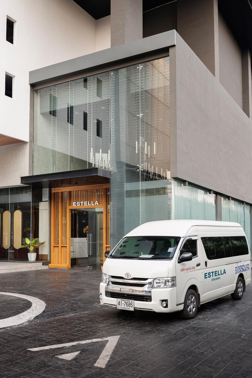 Mövenpick Residences Ekkamai Bangkok Bagian luar foto