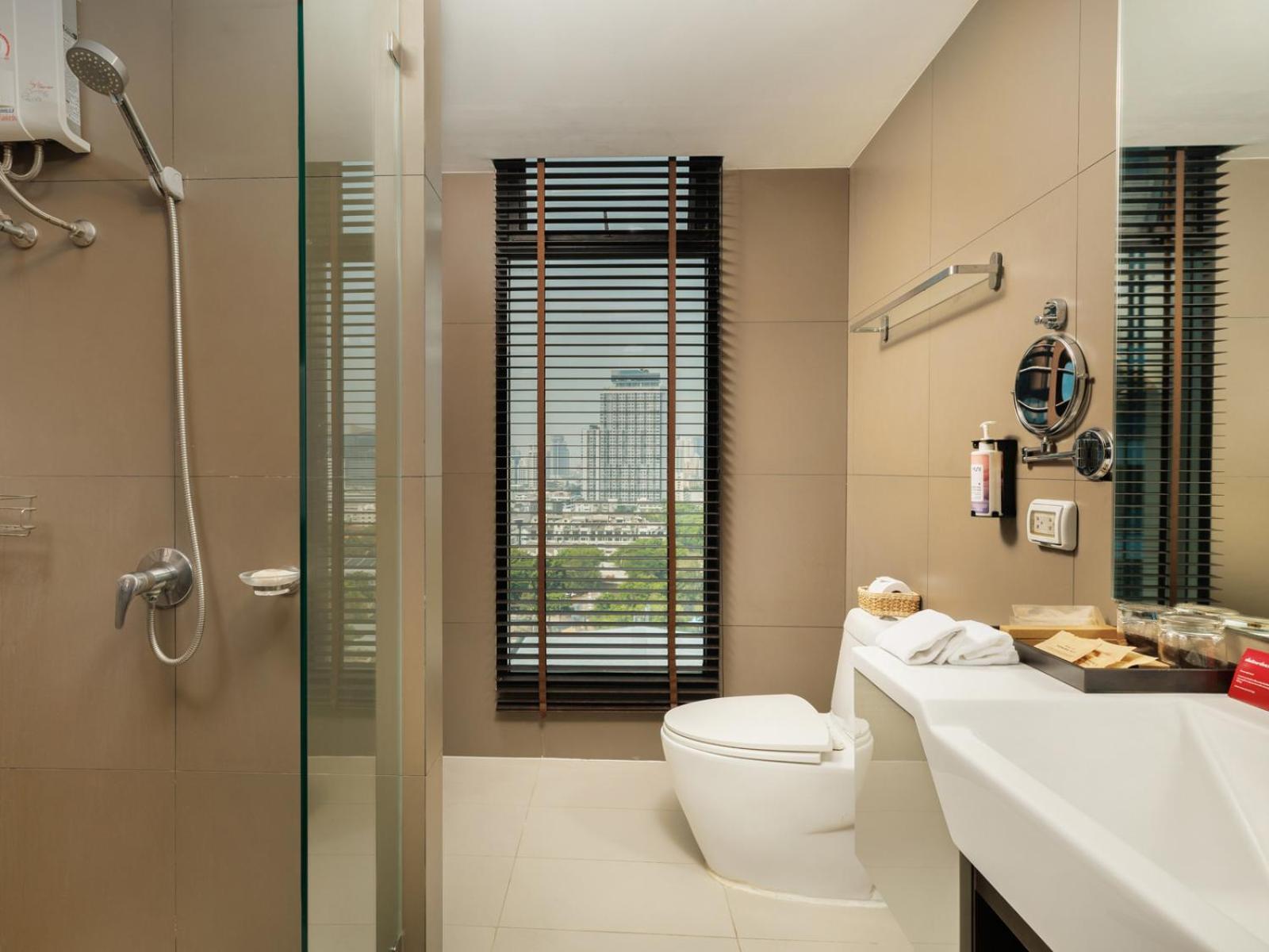 Mövenpick Residences Ekkamai Bangkok Bagian luar foto